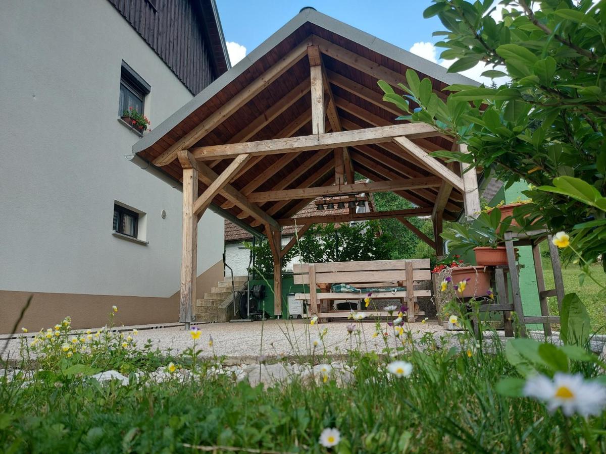 Apartmaji Katrc Soca Bagian luar foto