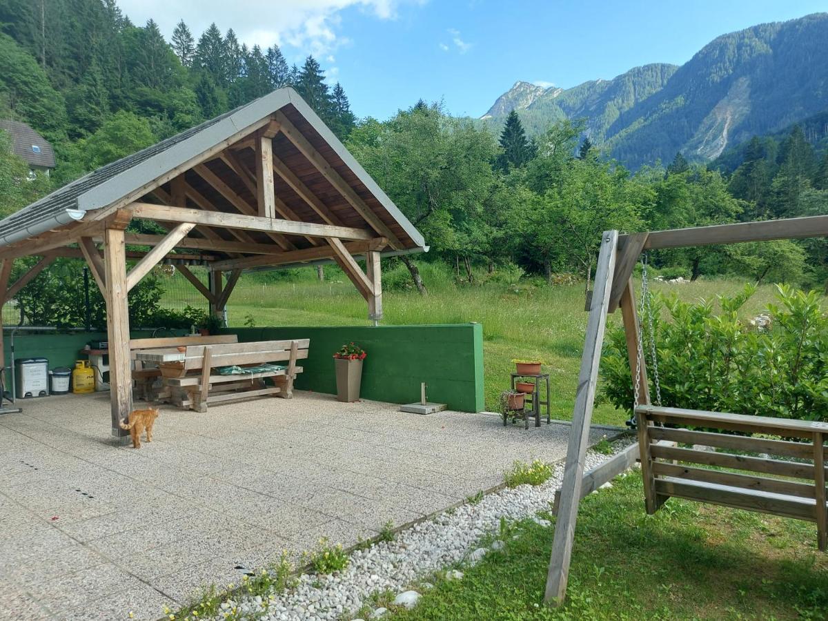 Apartmaji Katrc Soca Bagian luar foto